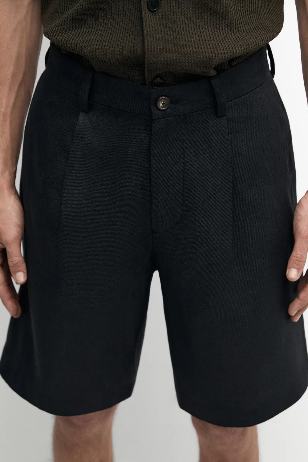 Льняные бермуды с вытачками Massimo Dutti, черный — фото 4