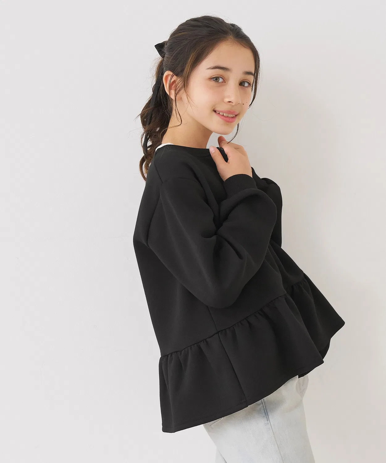 Coca（coca） Детский фрил-блузон с капюшоном и молнией, модель Frill Blouson, coca, Black — фото 3