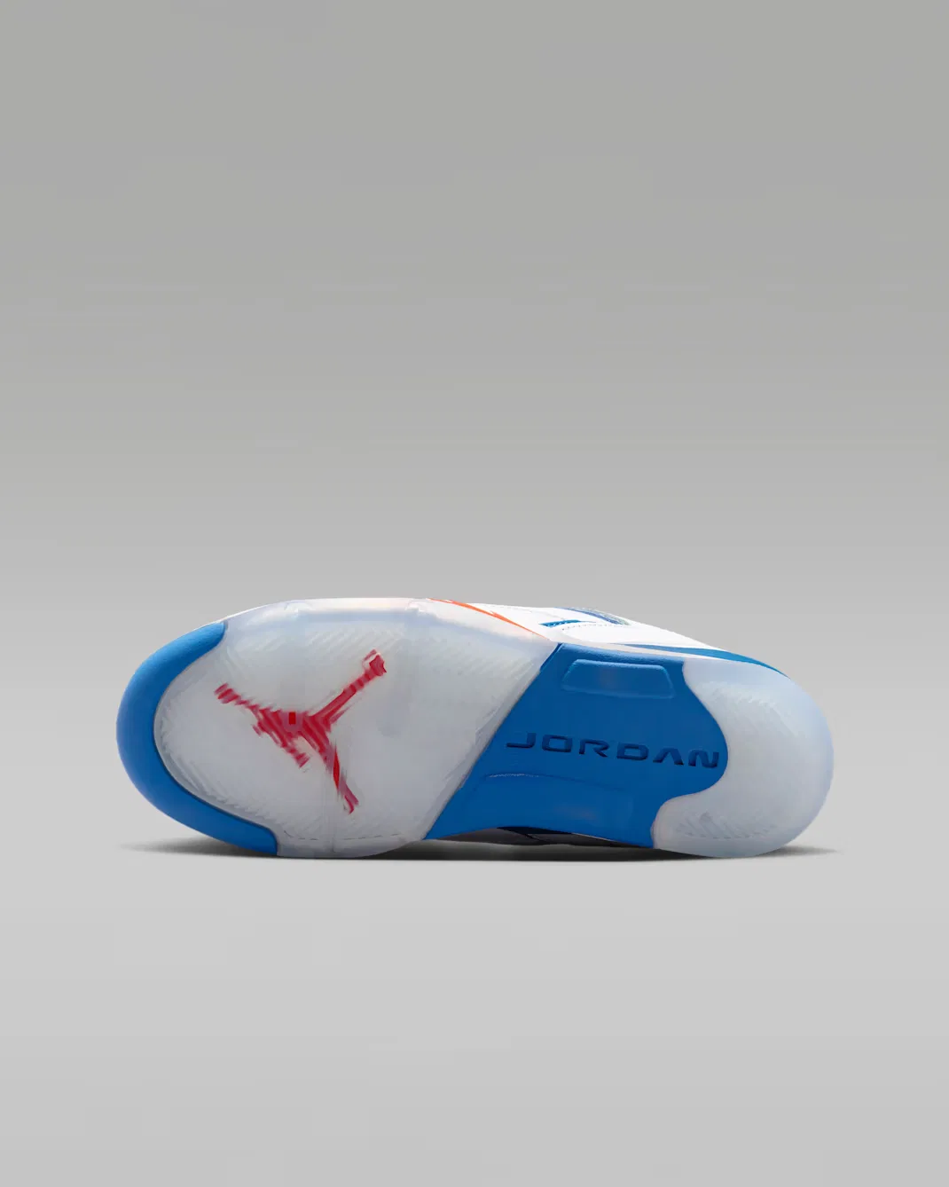 Кроссовки для детей постарше Air Jordan Sixty Plus Low, White/True Blue/Varsity Red — фото 2
