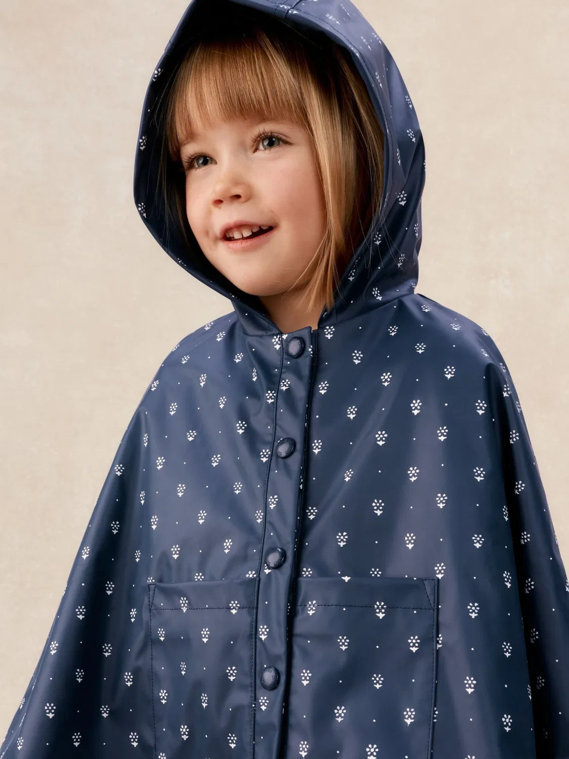 Дождевик с капюшоном Daisy Rain Poncho The White Company, синий — фото 4