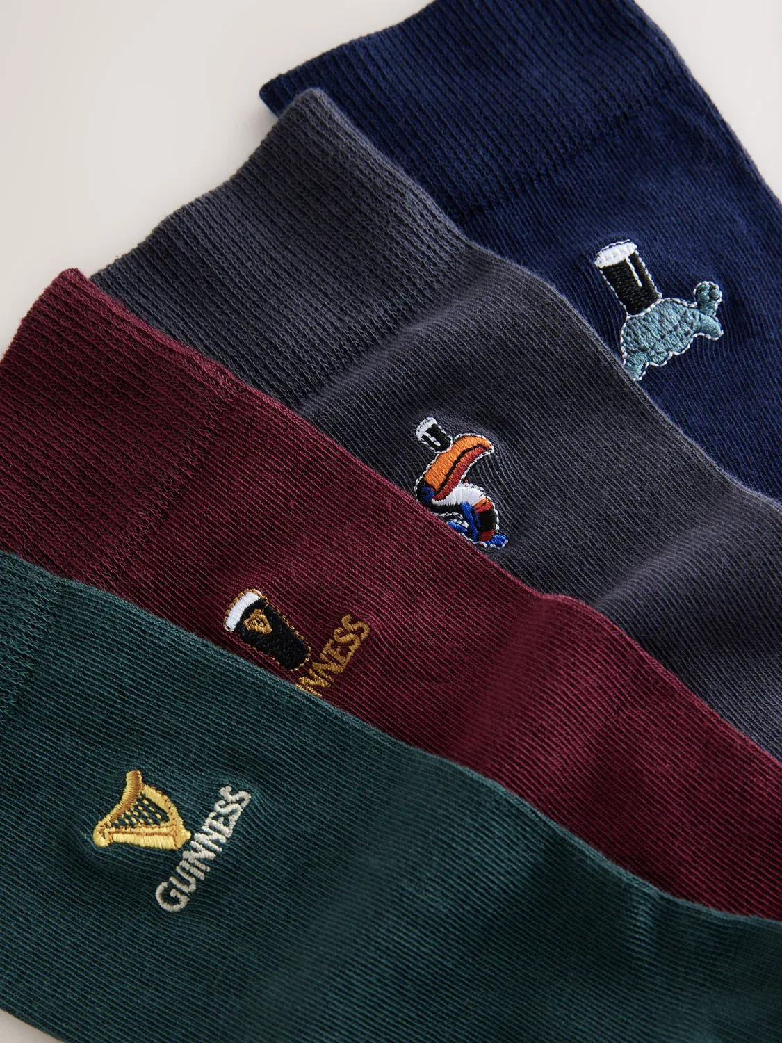 Носки 4 пары Guinness Embroidered Next, синий/зеленый/красный — фото 2