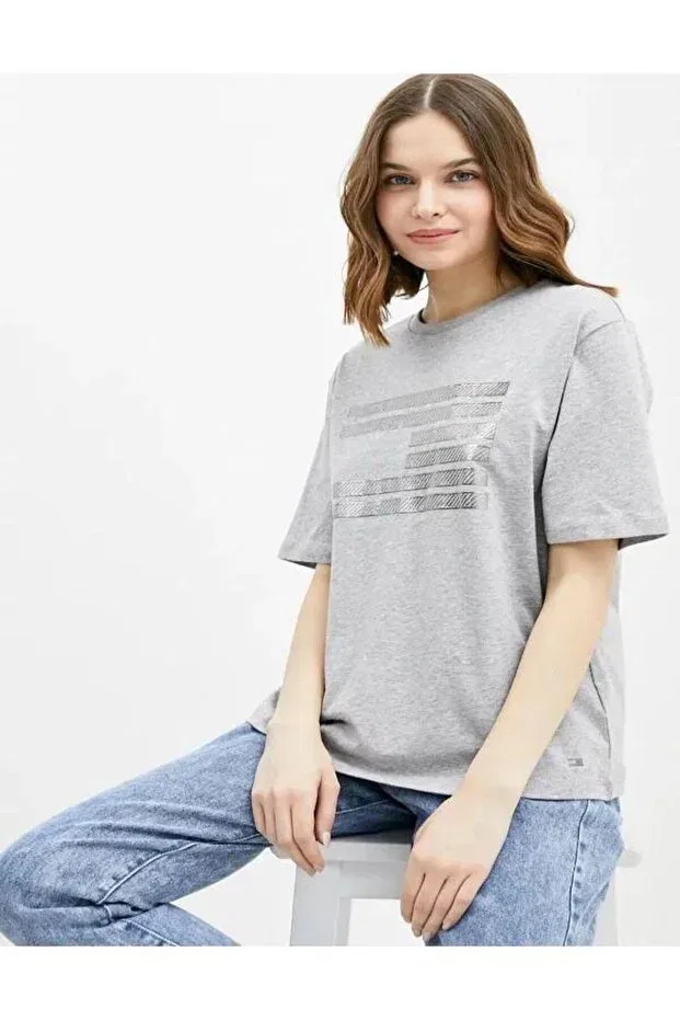 Женская футболка хлопковая с принтом Icons Grigio Tommy Hilfiger, Gri — фото 4