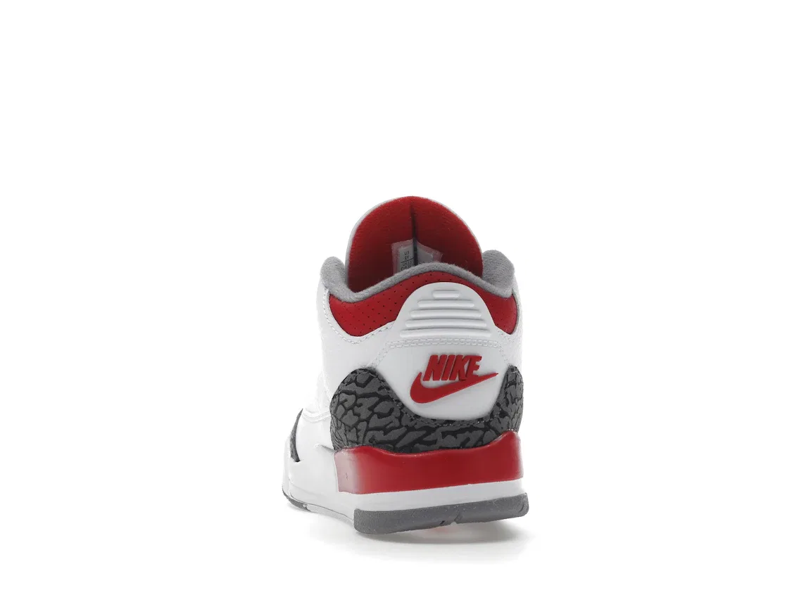 Детские кроссовки с ретро-дизайном Jordan 3 Retro Jordan, White/Fire Red/Cement Grey/Black — фото 4