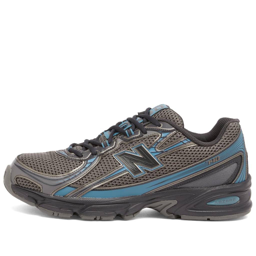 

Кроссовки U740Bt2 New Balance, черный