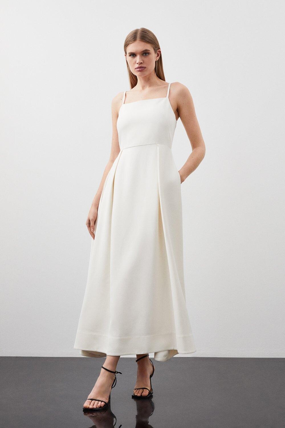 

Платье миди с пышной юбкой из полированной вискозы Karen Millen, белый