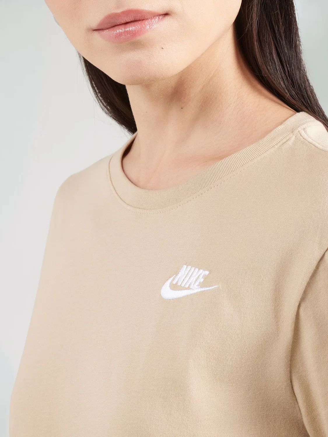 Футболка 'Club Essentials' Nike Sportswear, Cappuccino — фото 2