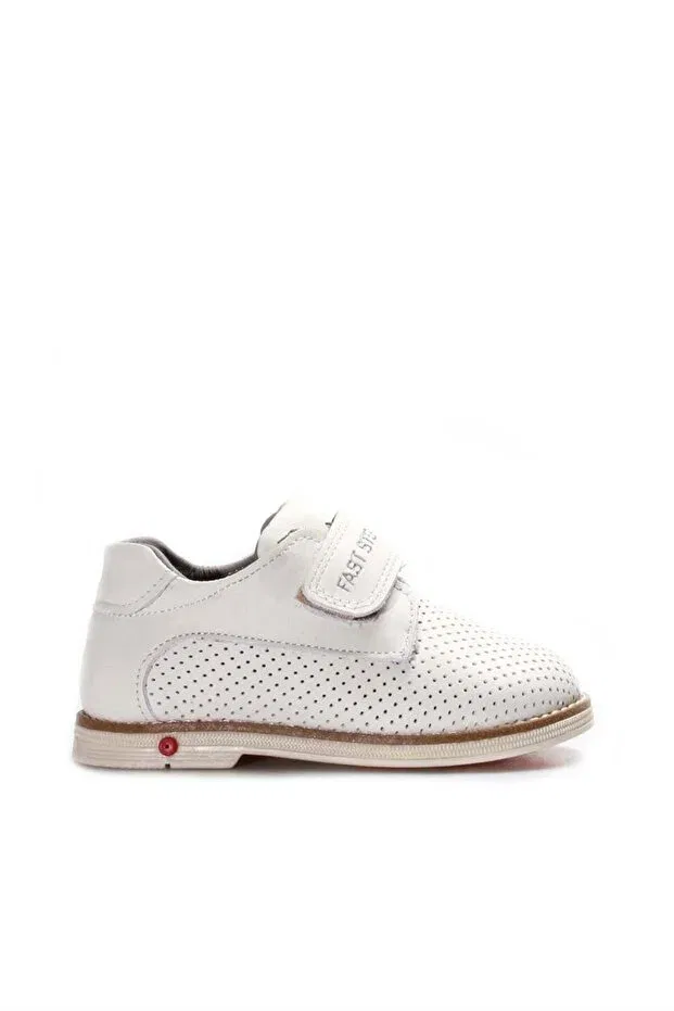 Детские повседневные туфли для девочек кожаные с коротким каблуком Fast Step, Beige