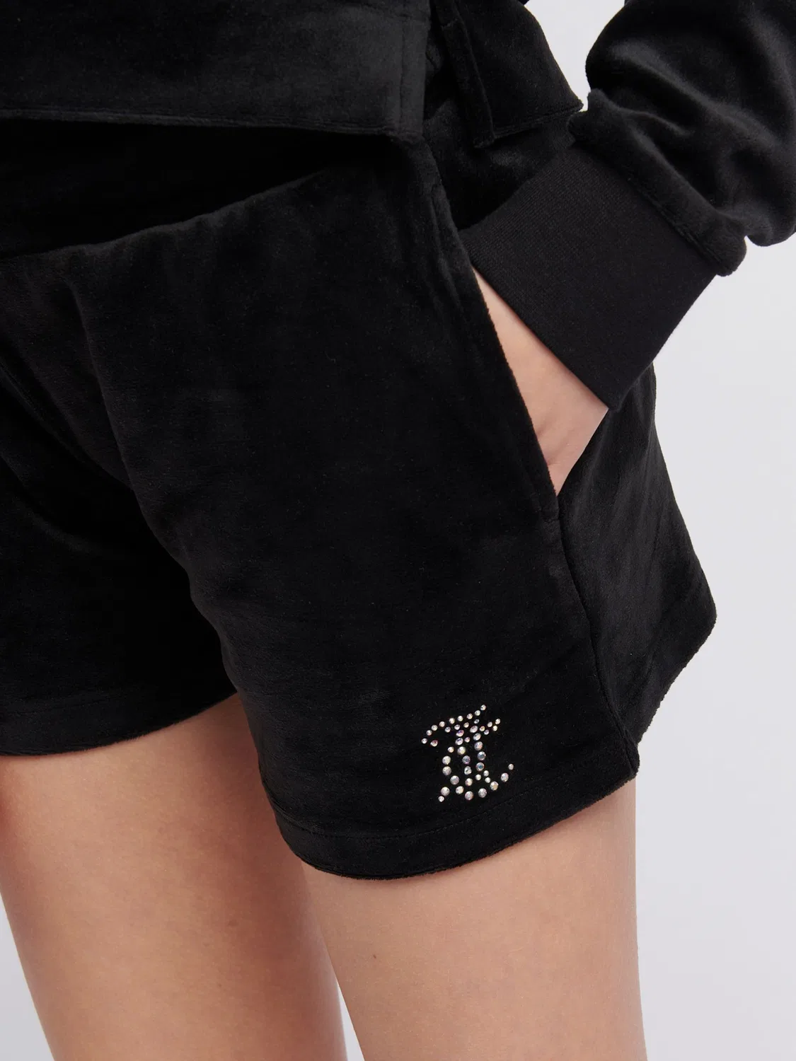 Шорты с отворотом Juicy Couture, черные — фото 4