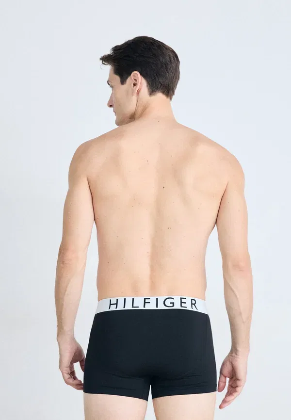 Трусы 3 штуки, из полиамида и эластана, Trunk 3 pack Tommy Hilfiger, black/white, белый — фото 3
