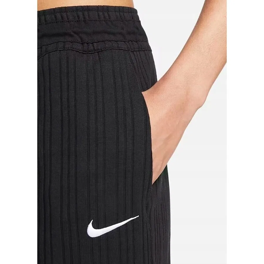 Шорты спортивные без рукавов Nike, Черный — фото 3