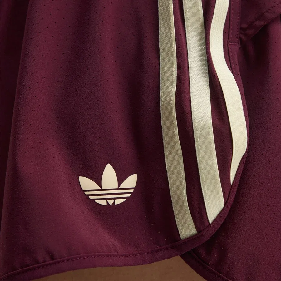Спортивные брюки ADIDAS PERFORMANCE свободного кроя, бордового цвета — фото 4