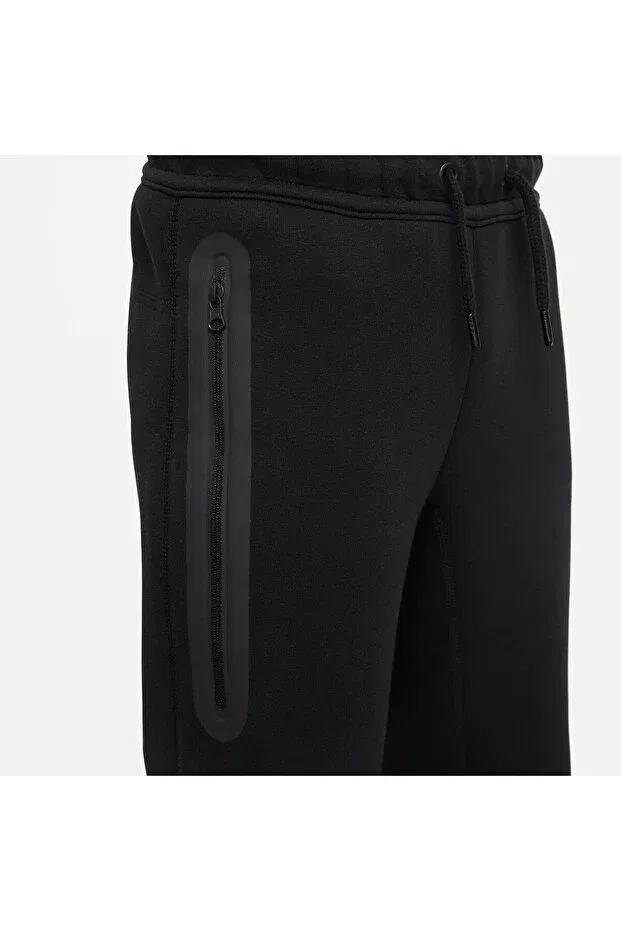 Детские спортивные штаны для мальчиков с эластичным поясом Tech Fleece Nike, Black — фото 4