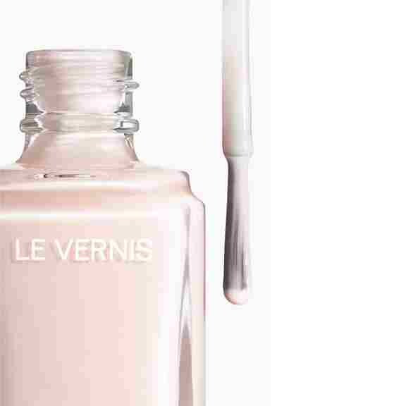 Лак для ногтей Chanel Le Vernis, 111 Ballerina, 13 мл — фото 3