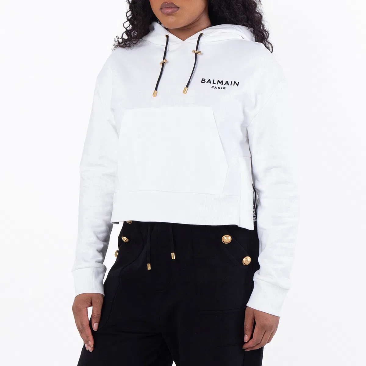 Худи укороченное с капюшоном и принтом Cropped Cotton Flock Hoodie Balmain, Gab Blanc/Noir — фото 2