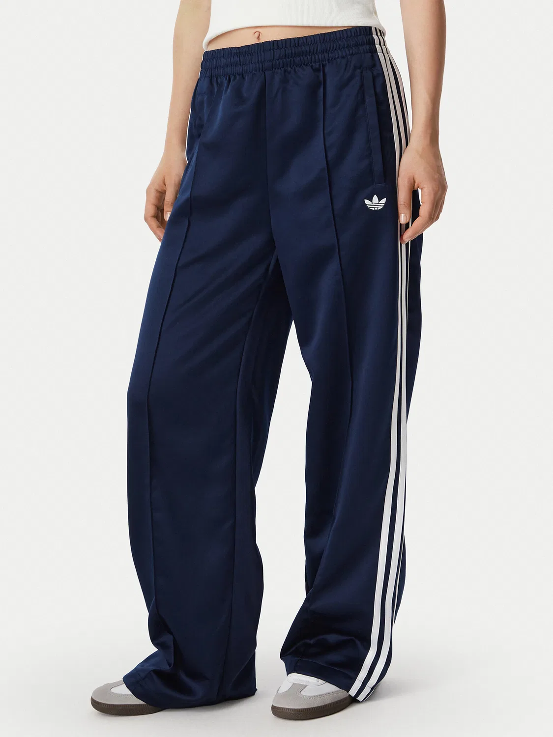 Женские спортивные брюки свободного кроя Satin Sst Loose Trackpant Adidas, темно-синий