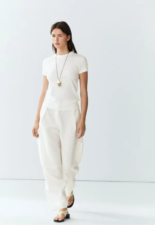 Футболка из хлопка Basic t-shirt, Massimo Dutti, белый деним — фото 3