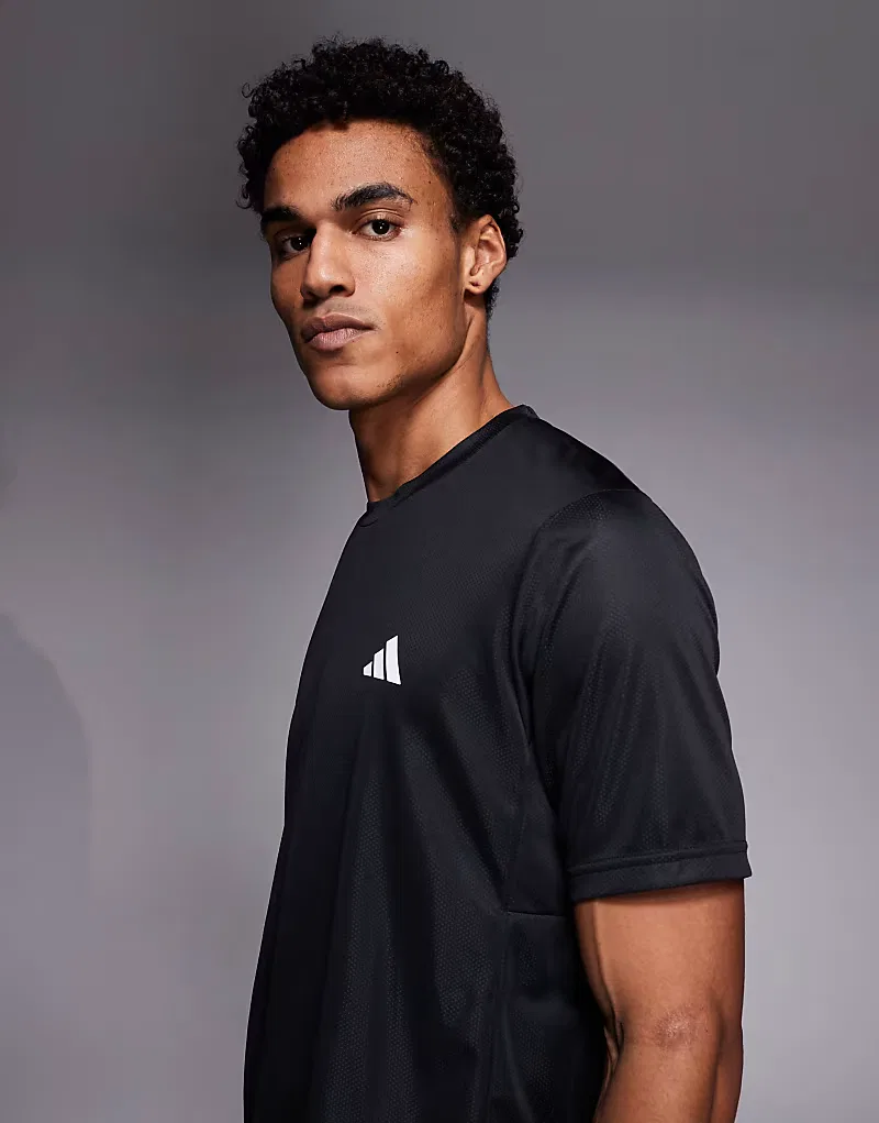 Футболка базовая Workout essentials base Adidas Performance, черный — фото 4