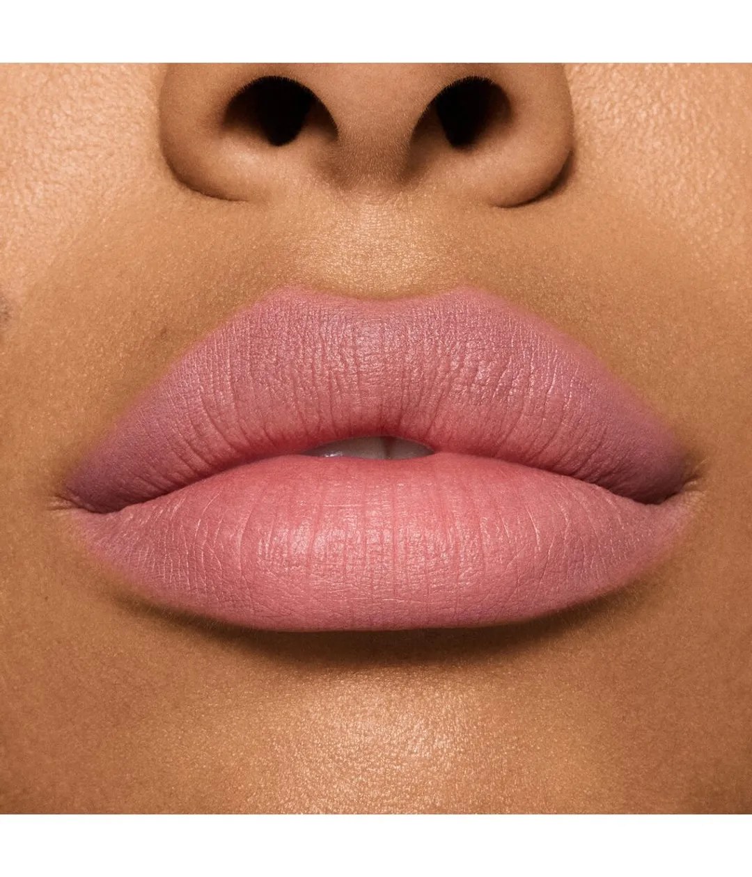 Губная помада MAC Powder Kiss Hazy Matte - Be My Bridesmaid — фото 4