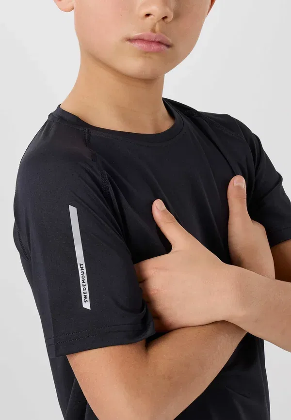 Футболка для тренировок Swedemount Core Training Tee B Jr Print T-Shirt, черный — фото 4