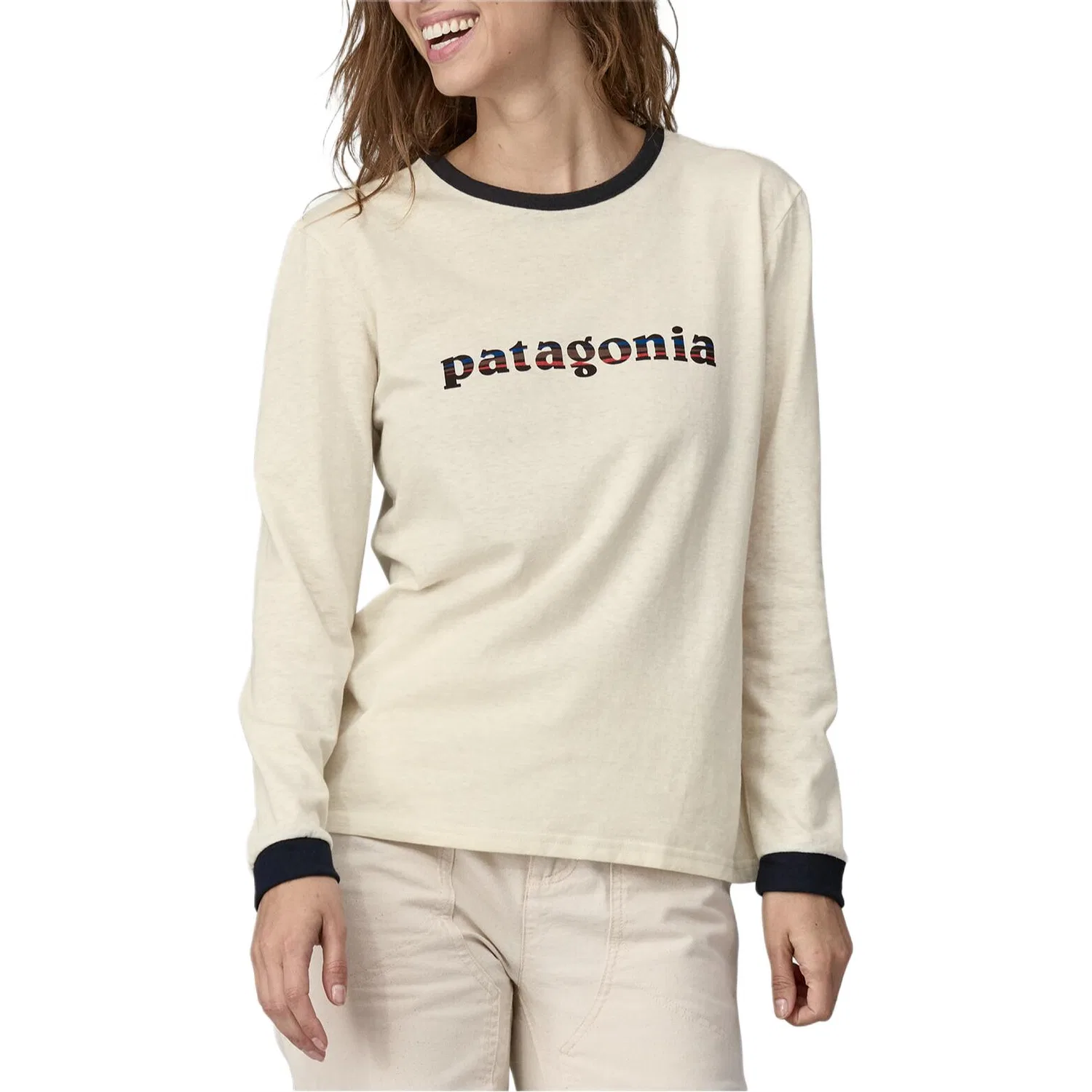 Футболка Patagonia Regular T Shirt Women's зеленая — фото 3
