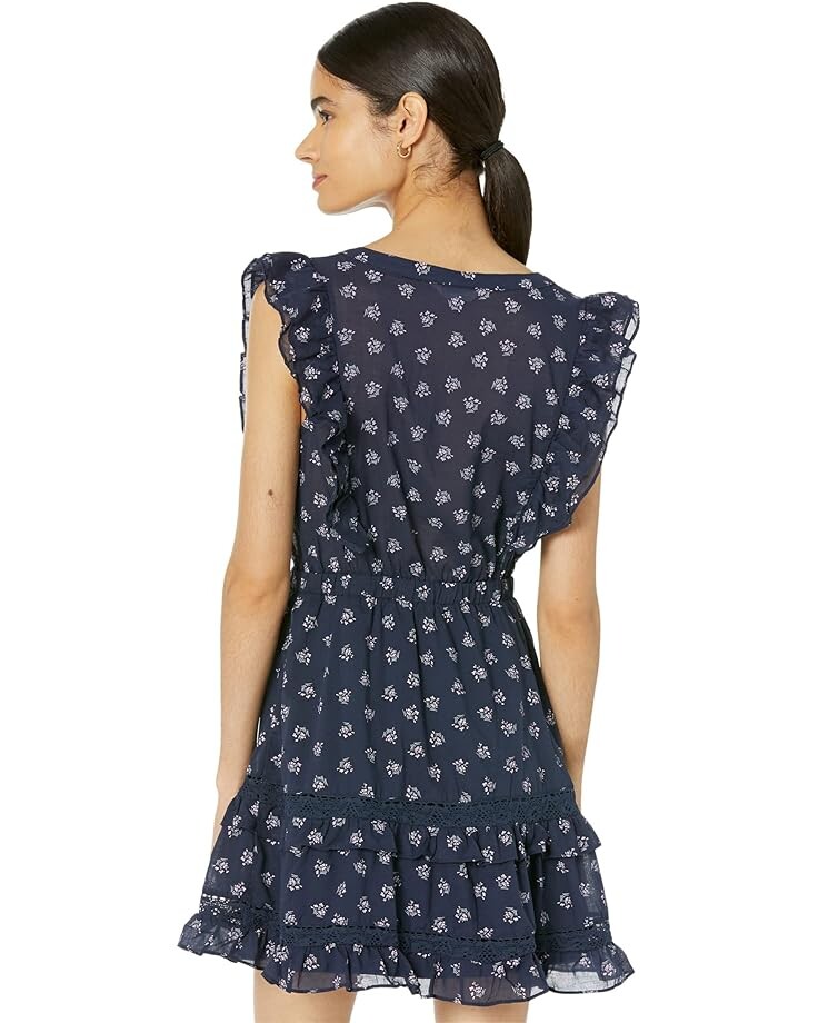 

Платье Steve Madden Floral Next Door Dress, цвет Oilslick