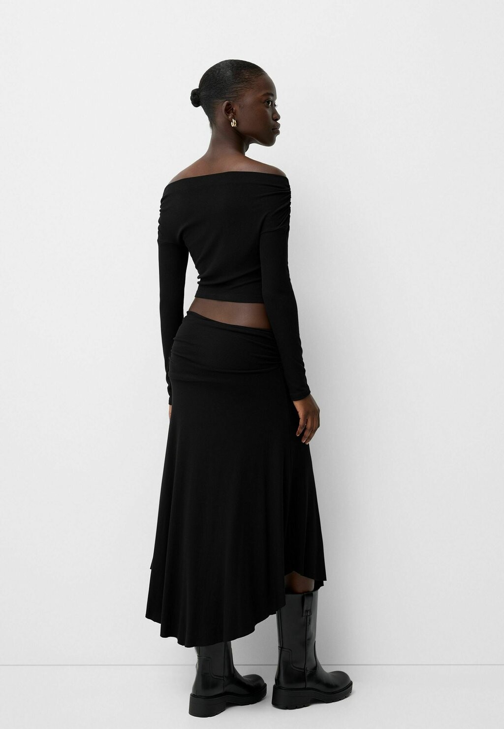 

Юбка А-силуэта CHUNKY MIDI Bershka, черный деним