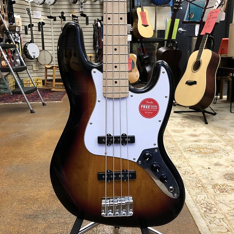 

Squier Affinity Series Jazz Bass 3-Color Sunburst с кленовой накладкой