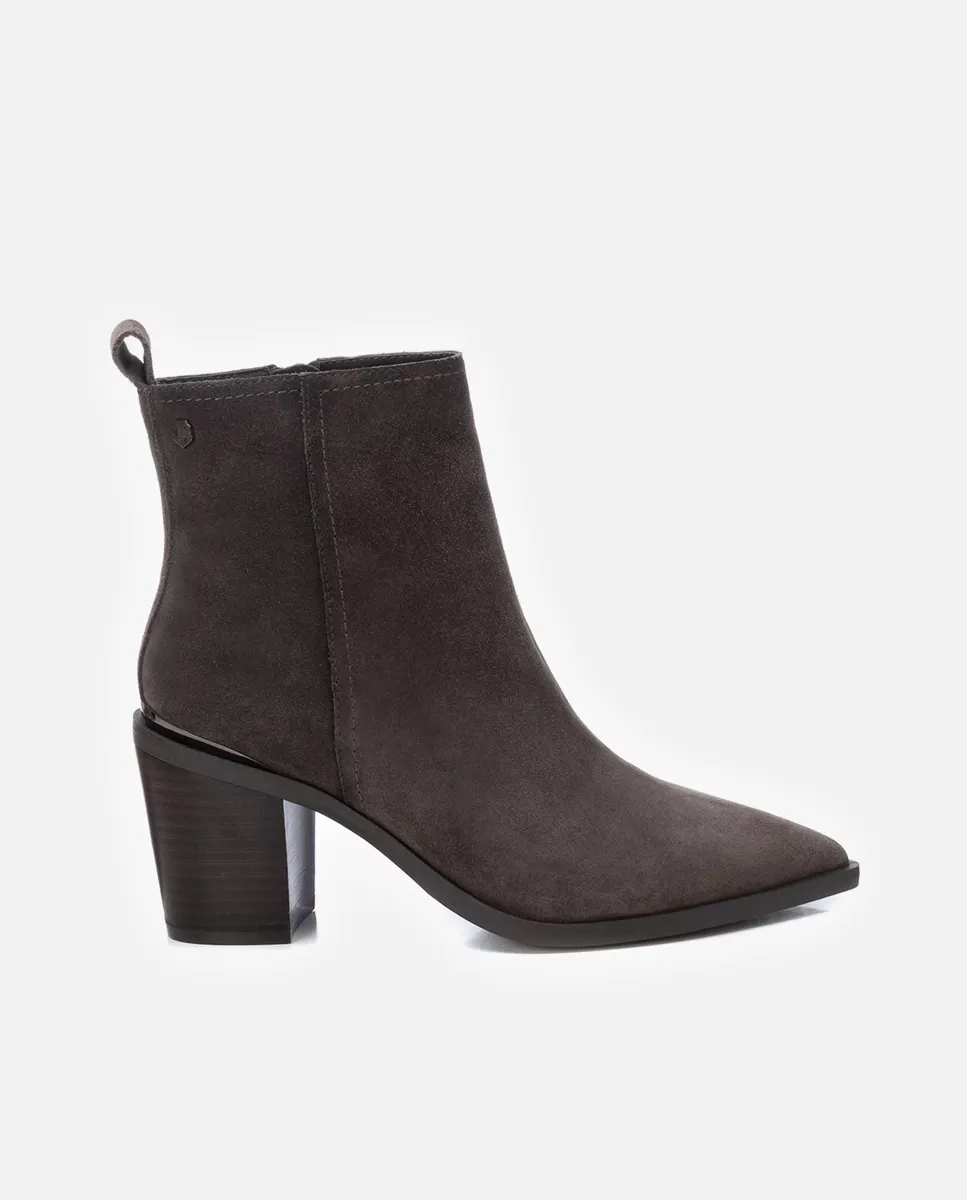 

Женские кожаные ботильоны на молнии Carmela, серый