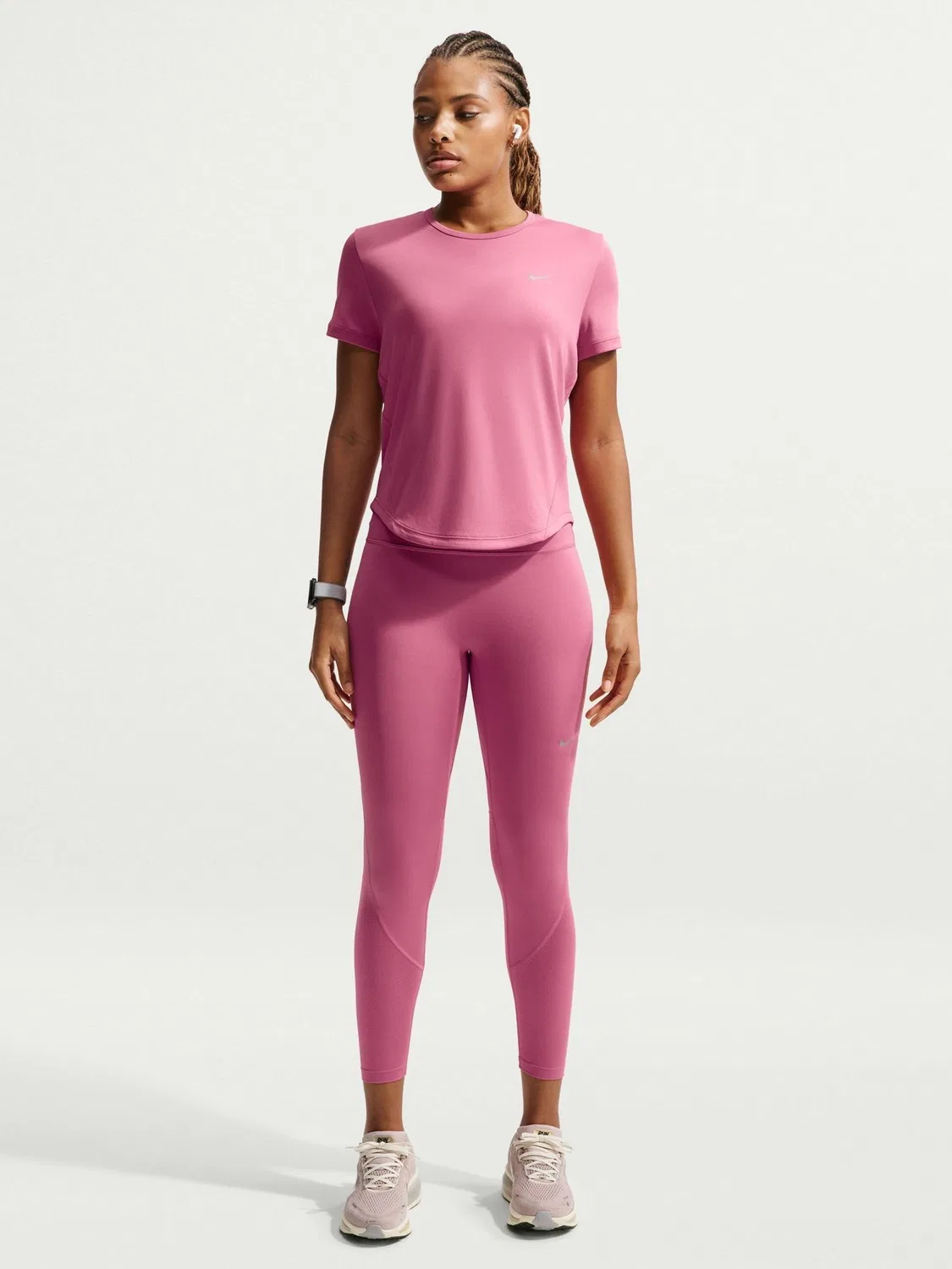 Беговая футболка Tempo Dri-FIT Nike, Peony Pink — фото 3