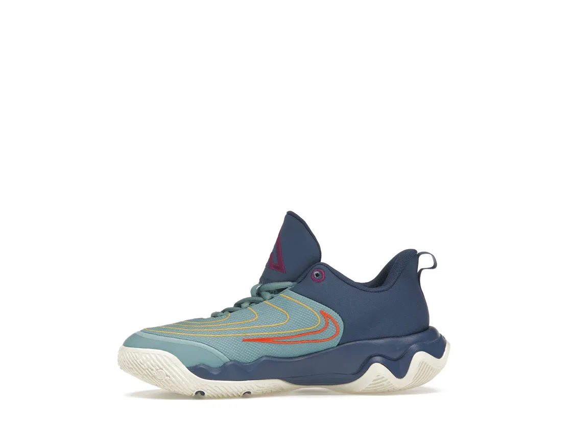 Детские кроссовки для баскетбола Giannis Immortality 4 Nike, Denim Turquoise/Mystic Navy/University Gold/Cosmic Clay — фото 3