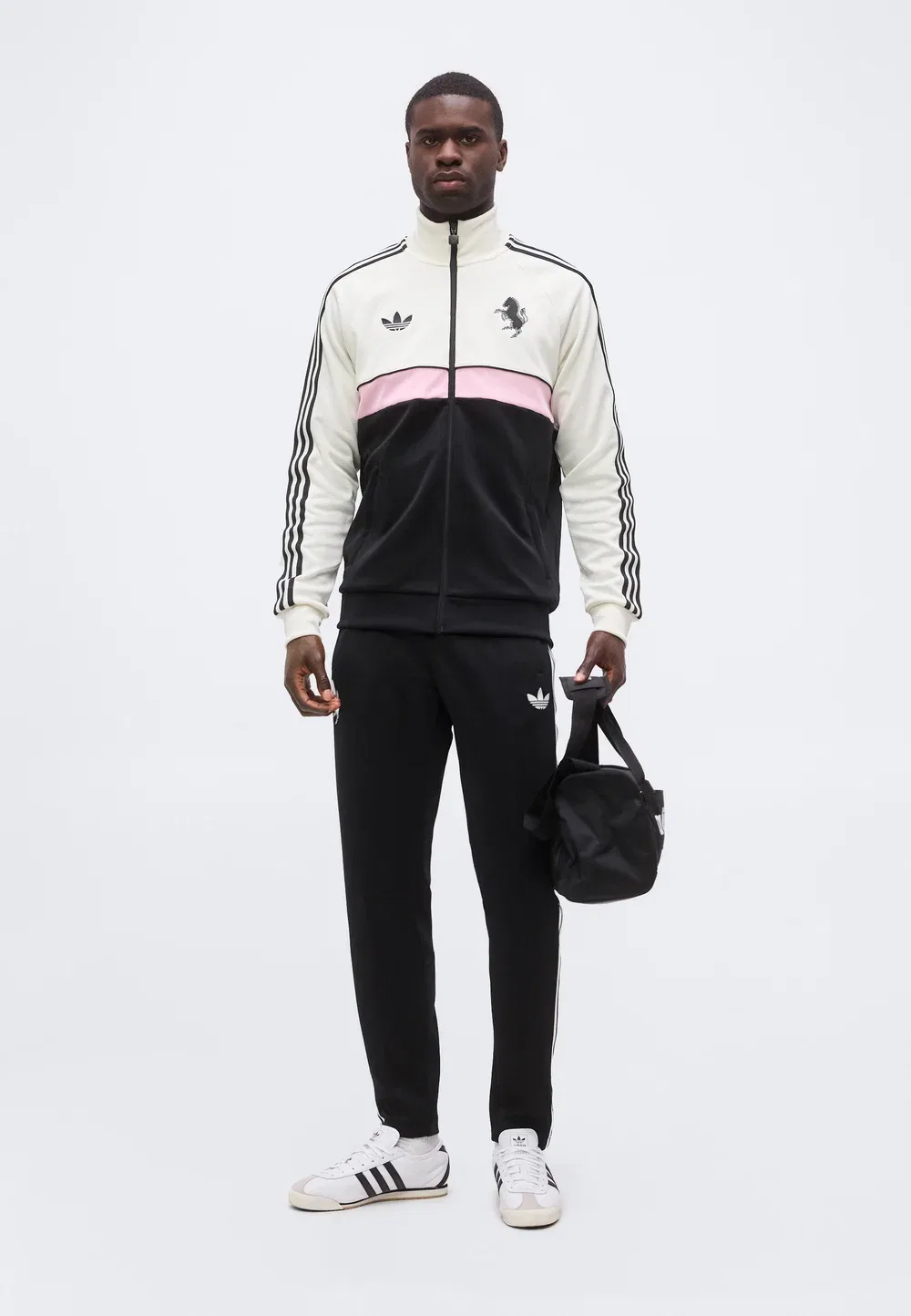 Спортивная форма «Ювентуса» из Турина - клубная одежда Adidas Originals, Off White/Black — фото 2