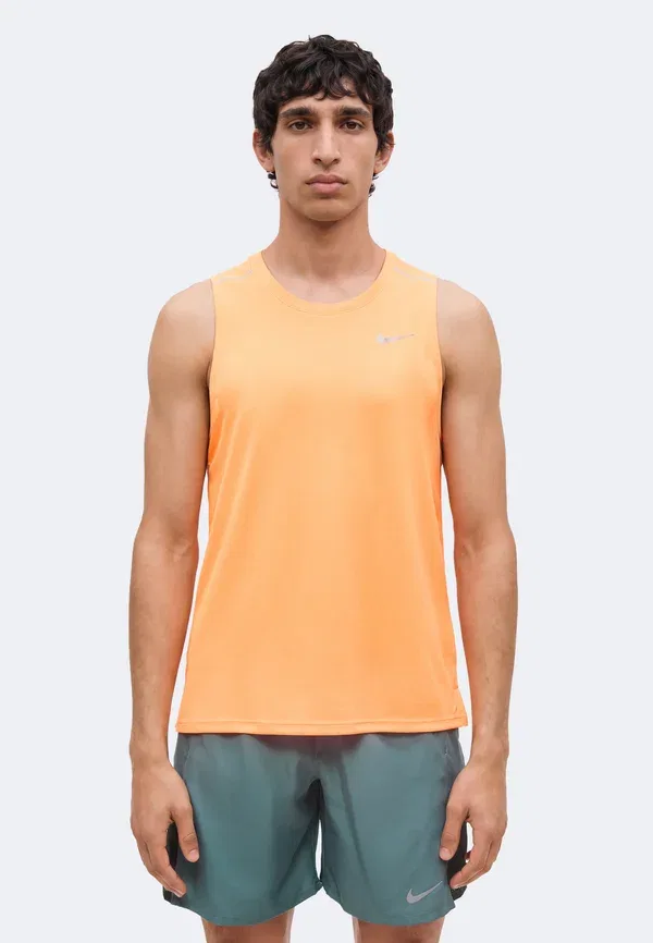 Топ с технологией Dri-fit Miler tank Nike Performance Total Orange, оранжевый