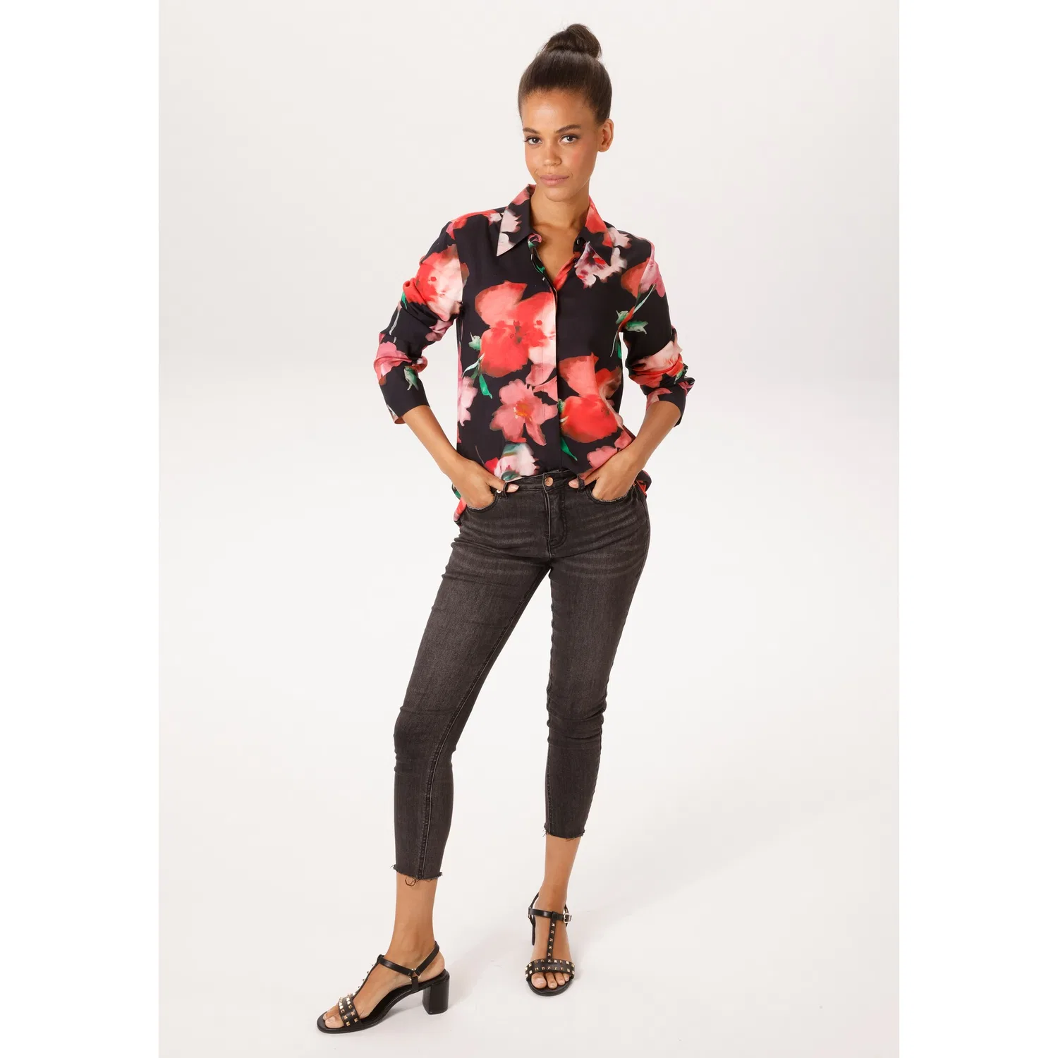 Женская блузка с батик-принтом Aniston CASUAL, Black/Red/Pink/Green/Apricot/Brown — фото 4