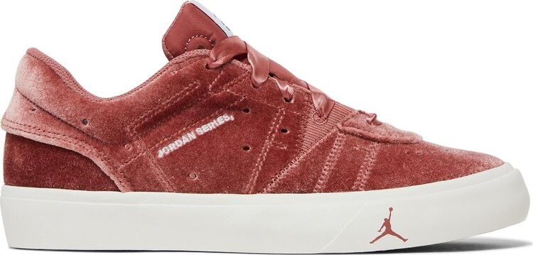 Кроссовки Wmns Jordan Series.05 SE Low Rose Velvet, розовый