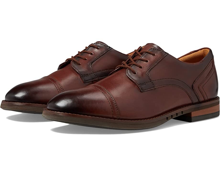 

Оксфорды Un Hugh Cap Clarks, кожа