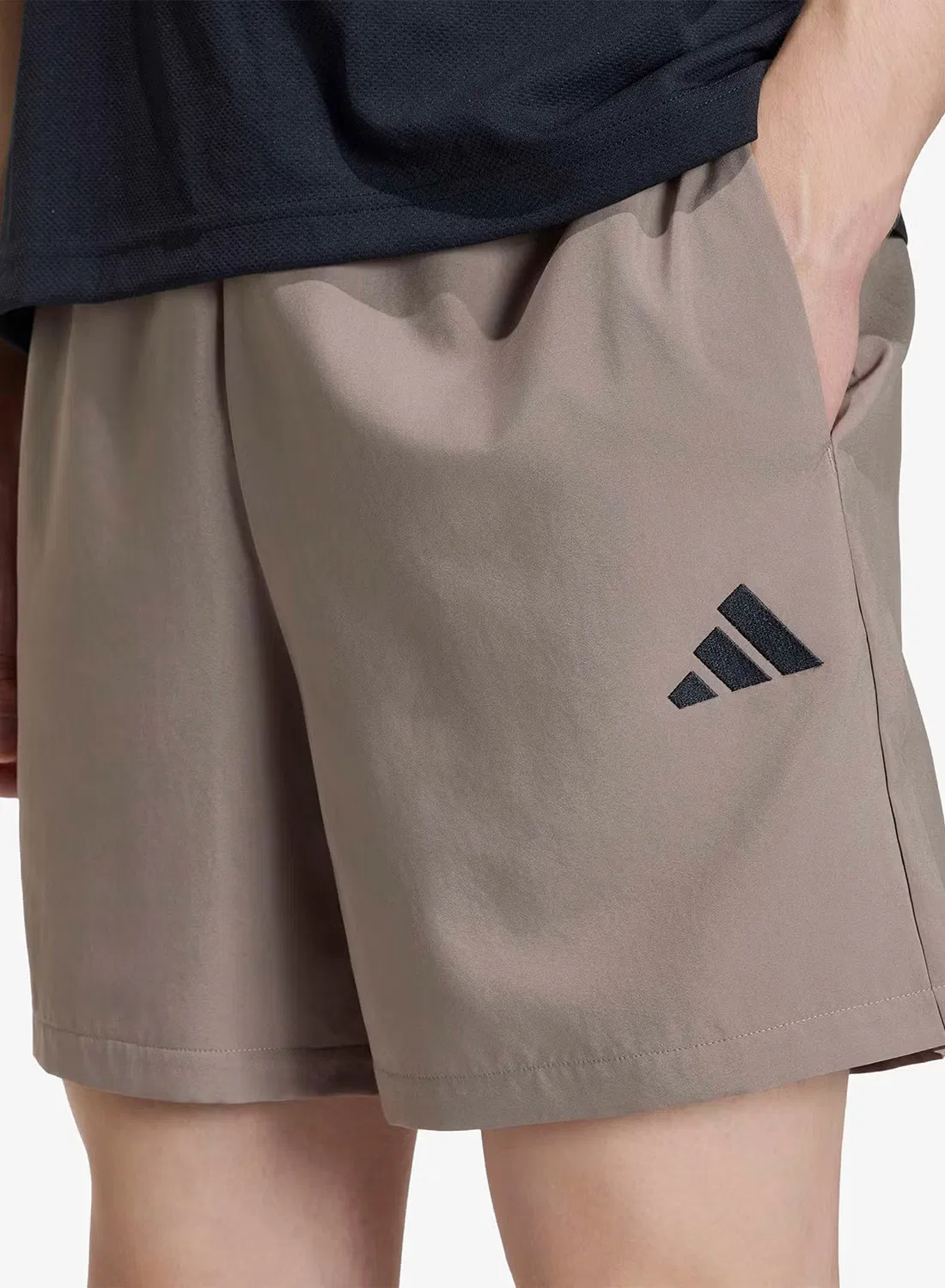 Шорты легкие Small Logo Chelsea Adidas, черный — фото 3
