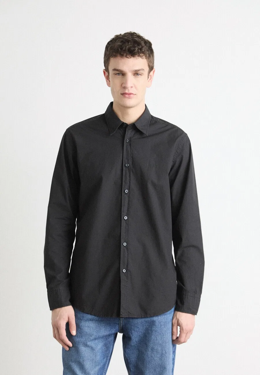 Рубашка BOSS Regular fit Button Up Shirt 'Relegant_6' черного цвета — фото 2