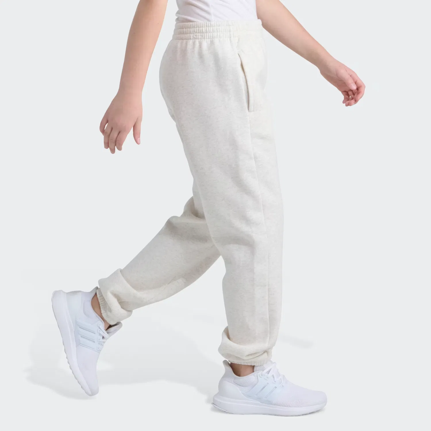 Детские спортивные штаны свободного кроя Minimal Logo Adidas Sportswear, бело-меланжевый — фото 4