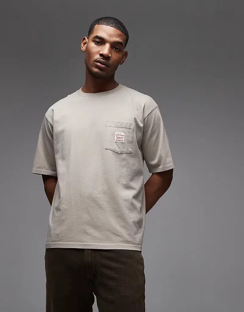 Рабочая футболка Levi's с карманом, бежевый