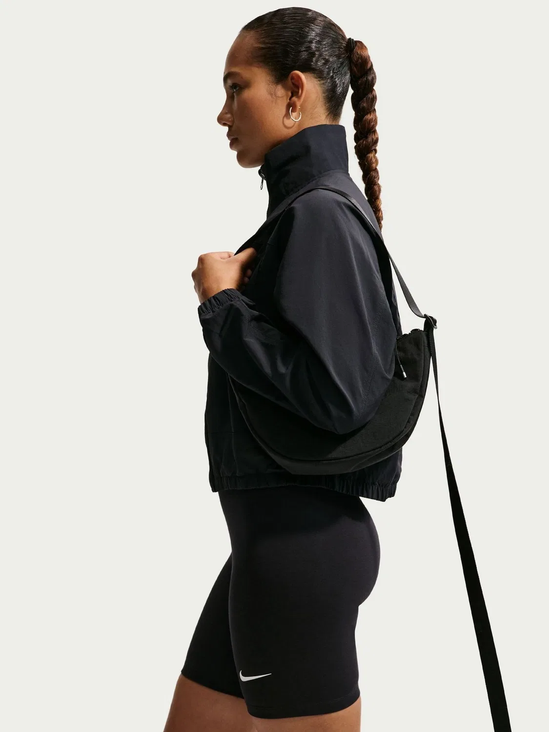 Велосипедки Nike Classic High-Waisted 8" Cycling Shorts, черные