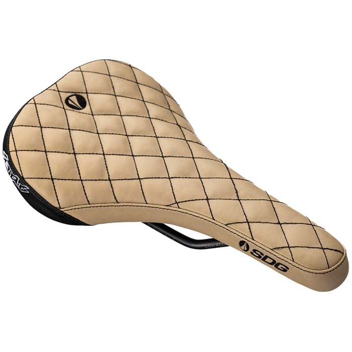 

Седло Bel-Air v3 sensus lux-alloy Sdg, Cream Microfiber Top W/Diamond Stitching