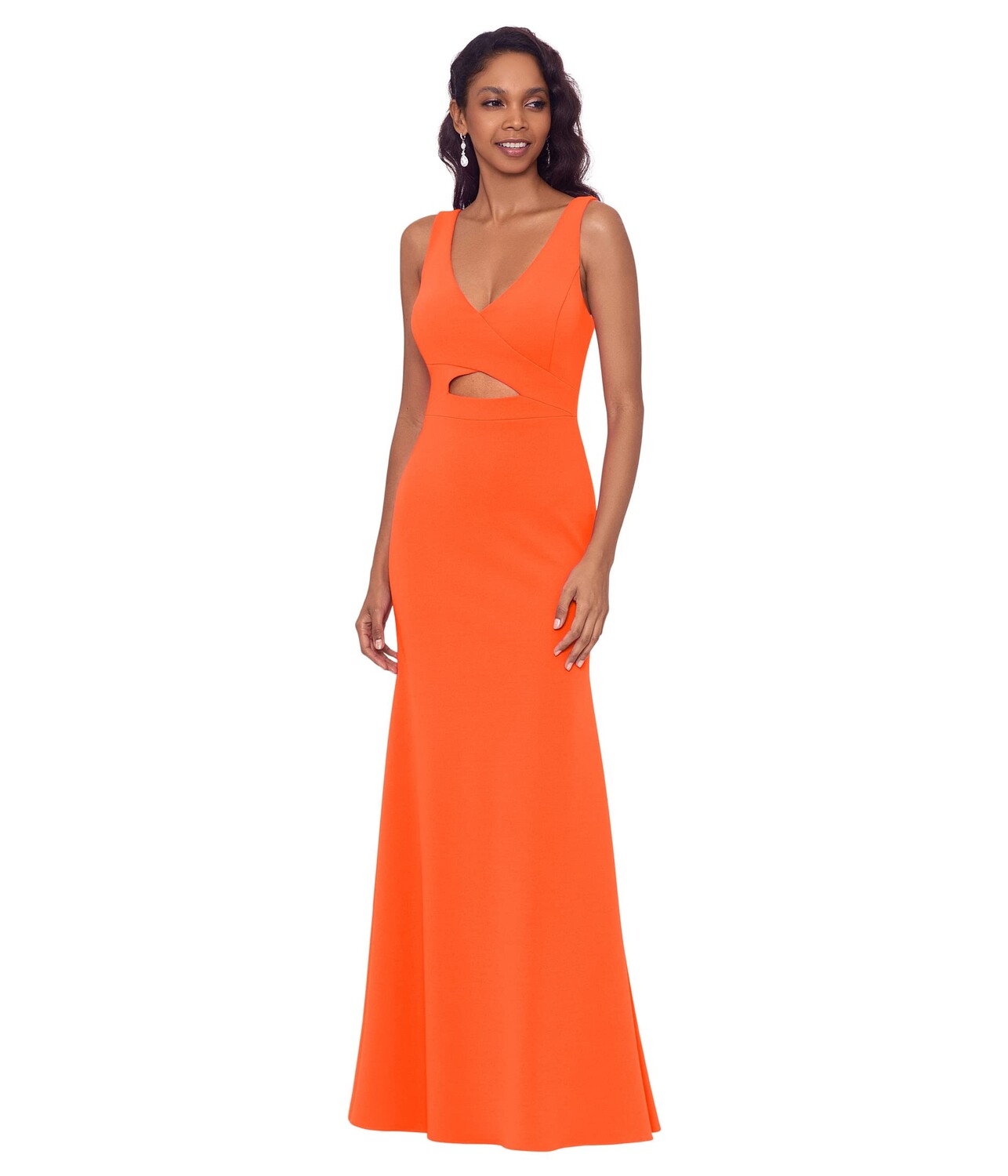 

Платье Betsy & Adam, V-Neck Crepe Gown w/ Front Cutout