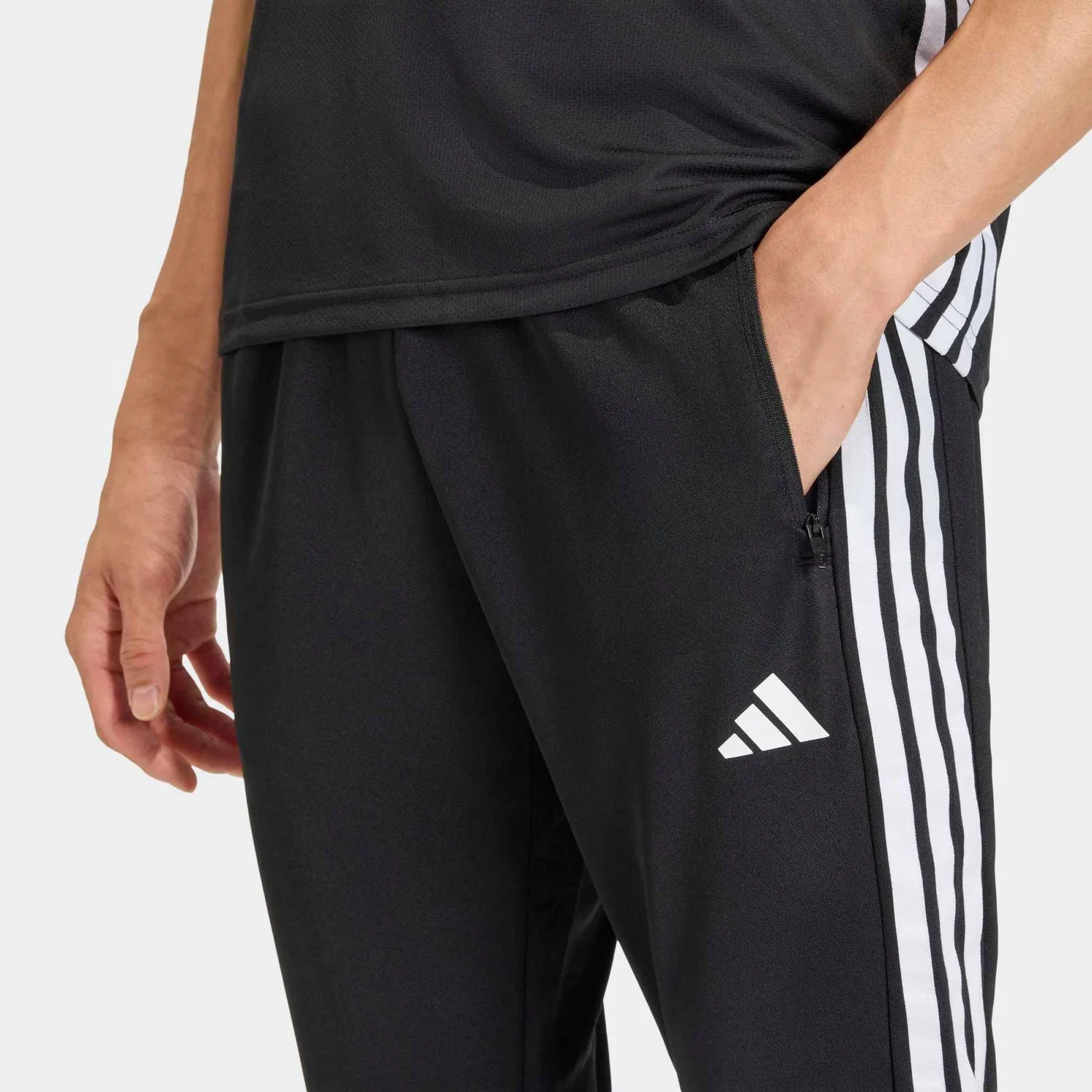 Мужские спортивные штаны с зауженным кроем Adidas, Schwarz — фото 4