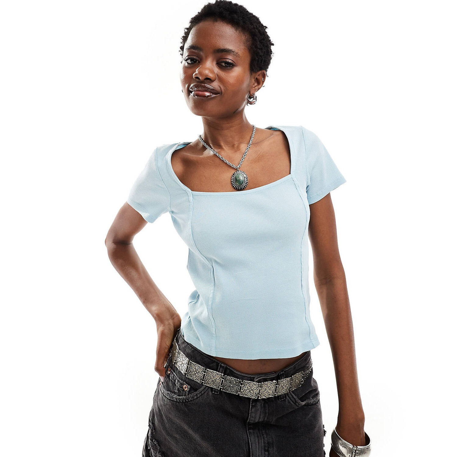 

Футболка Monki Square Neck Panelled, светло-синий