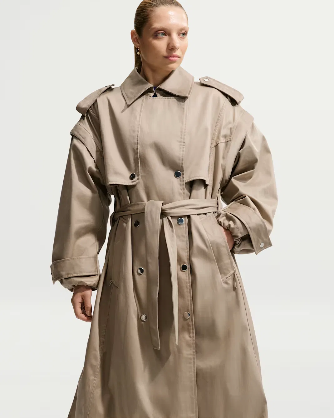 Женский тренч Nike Sportswear Airreverent, Khaki/Khaki/Khaki — фото 2