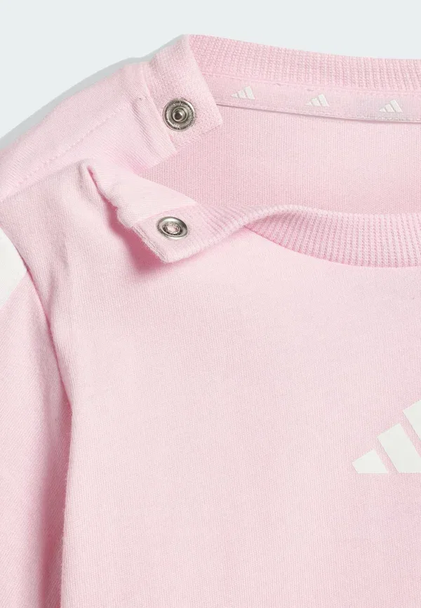 Комплект из футболки и спортивных штанов Adidas Sportswear, белый/розовый — фото 3