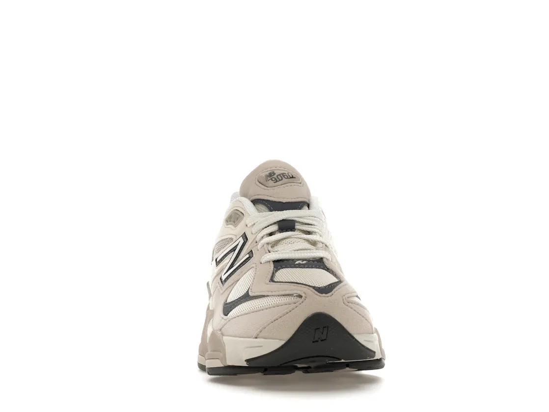 Детские кроссовки Lifestyle с волнистой подошвой New Balance 9060 Moonrock Linen, Moonrock Linen — фото 2