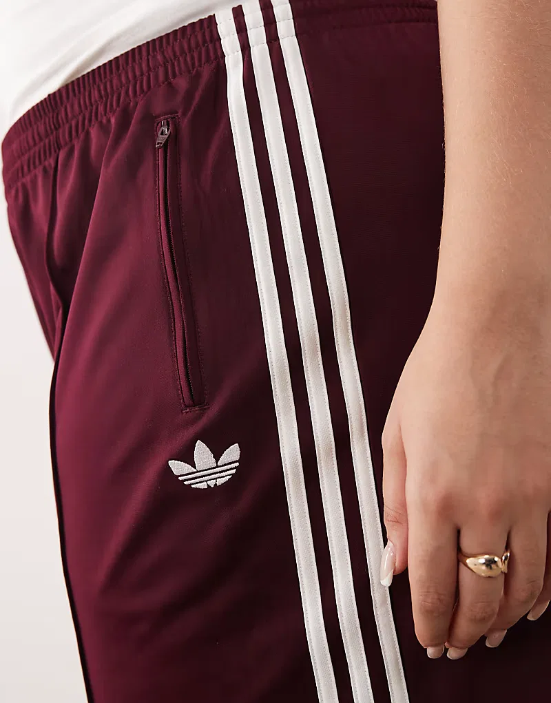 Свободные спортивные брюки Adidas Originals Plus Firebird, бордовый — фото 4