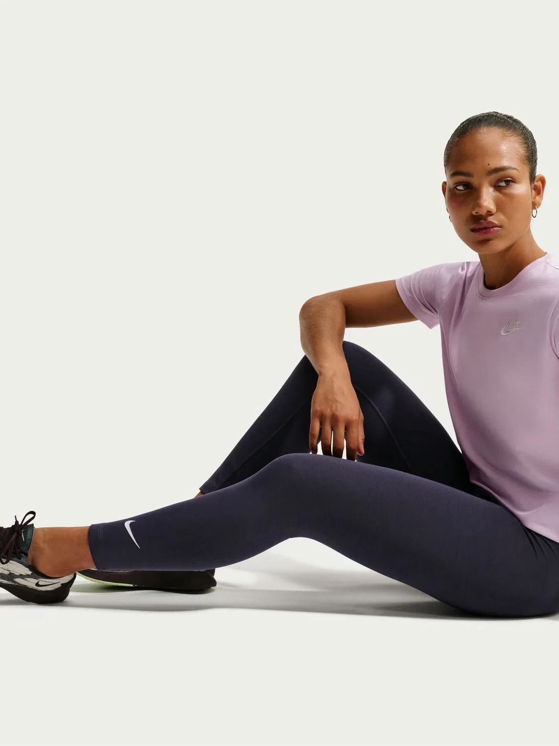 Леггинсы Nike Sportswear Classic, серый