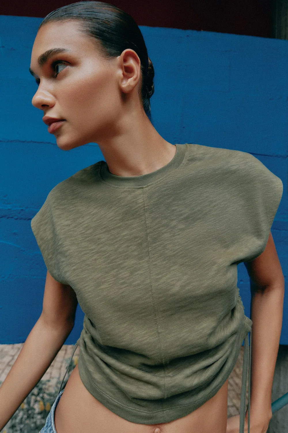 Футболка в деревенском стиле со сборками ZARA, Khaki — фото 2